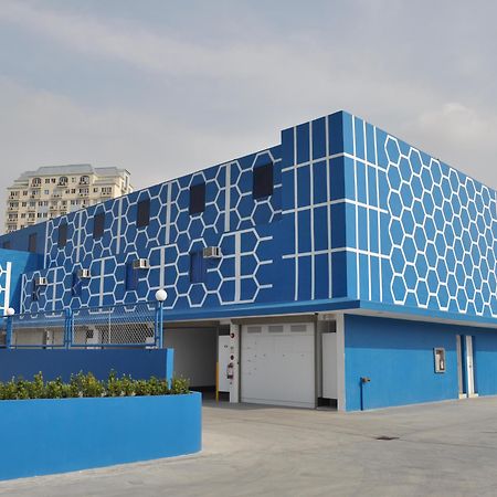 Hotel Dream World Las Piñas Exterior foto
